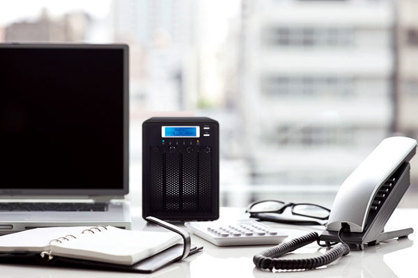 Hydra Super-S LCM on Desk
